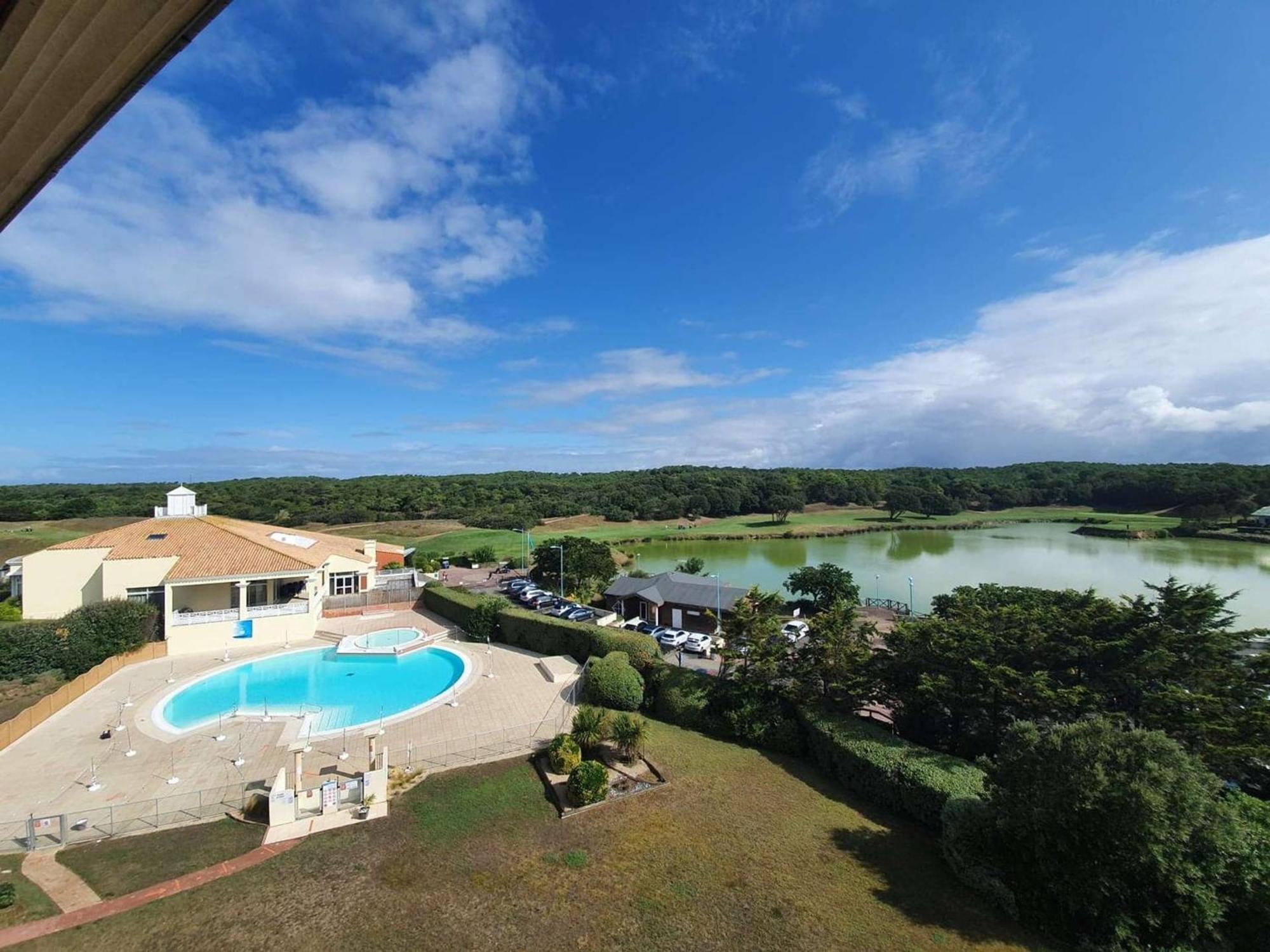 Appartement 2 Pieces/Cabine, Piscine, Parking, Bord De Mer - Saint Jean De Monts - Fr-1-224C-81 Exterior photo